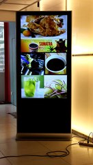 LCD SCREEN 55" (Vertical Display)