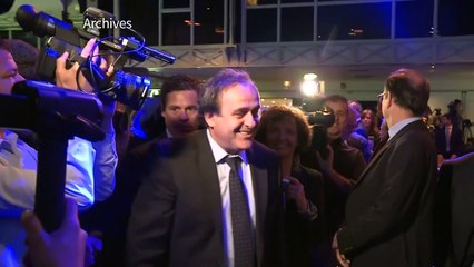 Chaos dans le foot mondial après la suspension de Platini