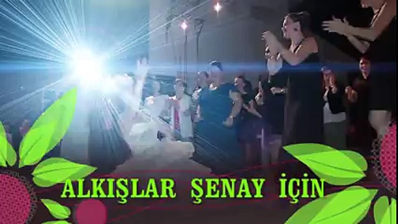 Şenay ile alper.. Maşallah Allah bir yastıkda kocatsın