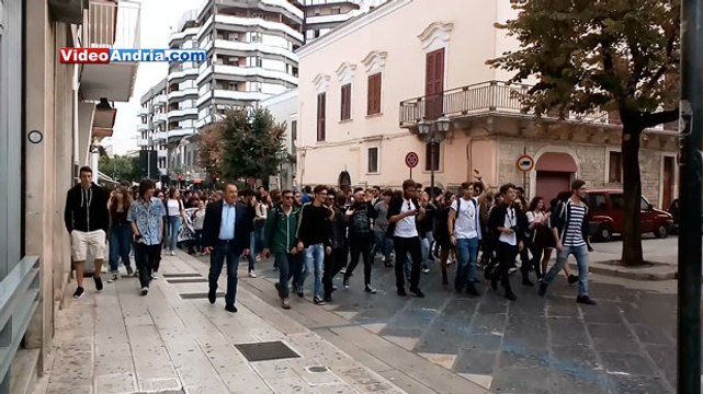 Andria: studenti in piazza contro la riforma della Buona Scuola introdotta dal governo Renzi