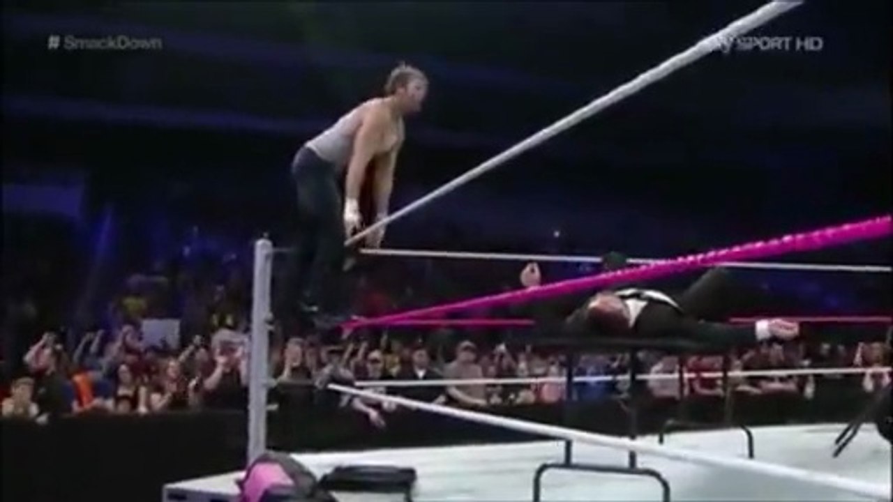 (ITA) Rissa tra Dean Ambrose, Seth Rollins e la J&J Security prima di Hell in a Cell (WWE SMACKDOWN 24/10/2014)