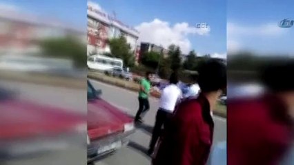 Sokak ortasında silahlar çekildi