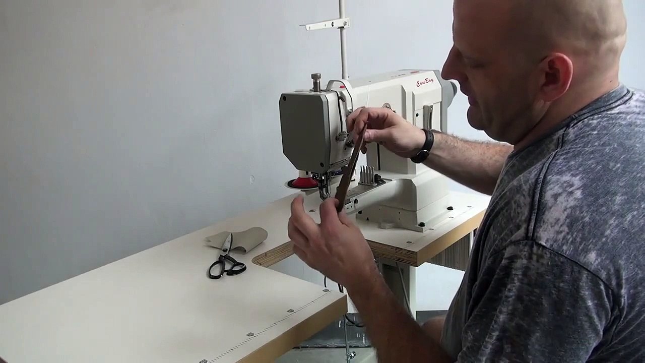 Pfaff 335 Type Small Cylinder Arm Unison Feed Sewing Machine