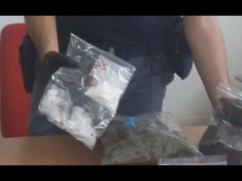 Cerignola (FG) - Droga, la Polizia scopre centrale di spaccio (09.10.15)