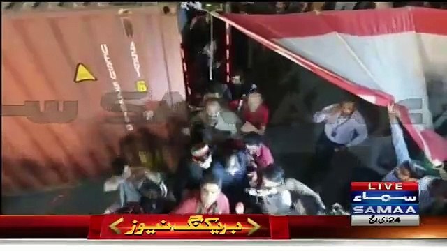 PTI Fan was beaten when he tried to take selfie with Imran Khan