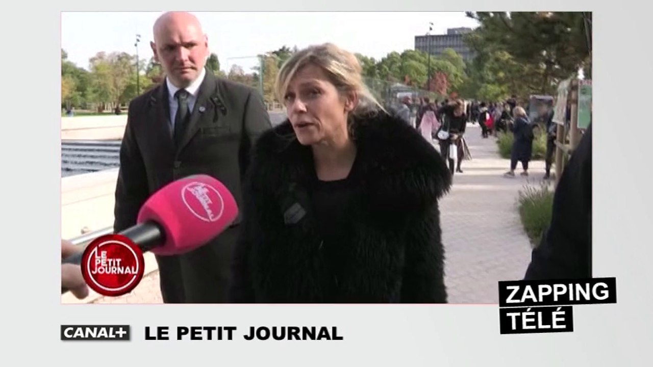 Marina Foïs dézingue une journaliste du Petit Journal : "Vous avez vu comment vous êtes habillée ?"