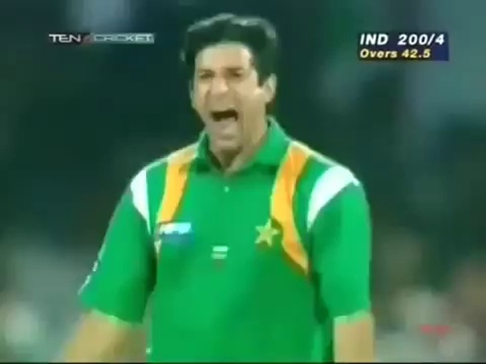 Wasim Akram v Saurav Ganguly - - Classic Reverse swinging yorker