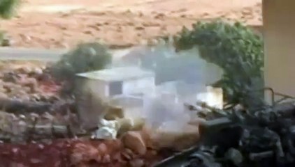 L'offensive terrestre de l'armée syrienne dans les fiefs des insurgés filmée par la télévision d'Etat