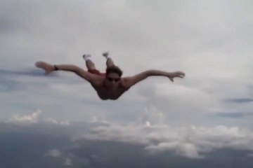 Skydive with no parachute (Travis Pastrana)