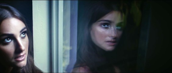BANKS - -This is What it Feels Like- (Official Video)
