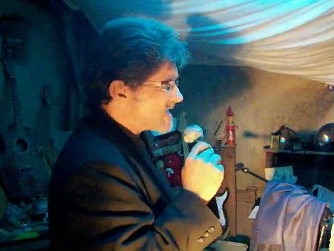 Thierry Chante Charles Aznavour La Critique