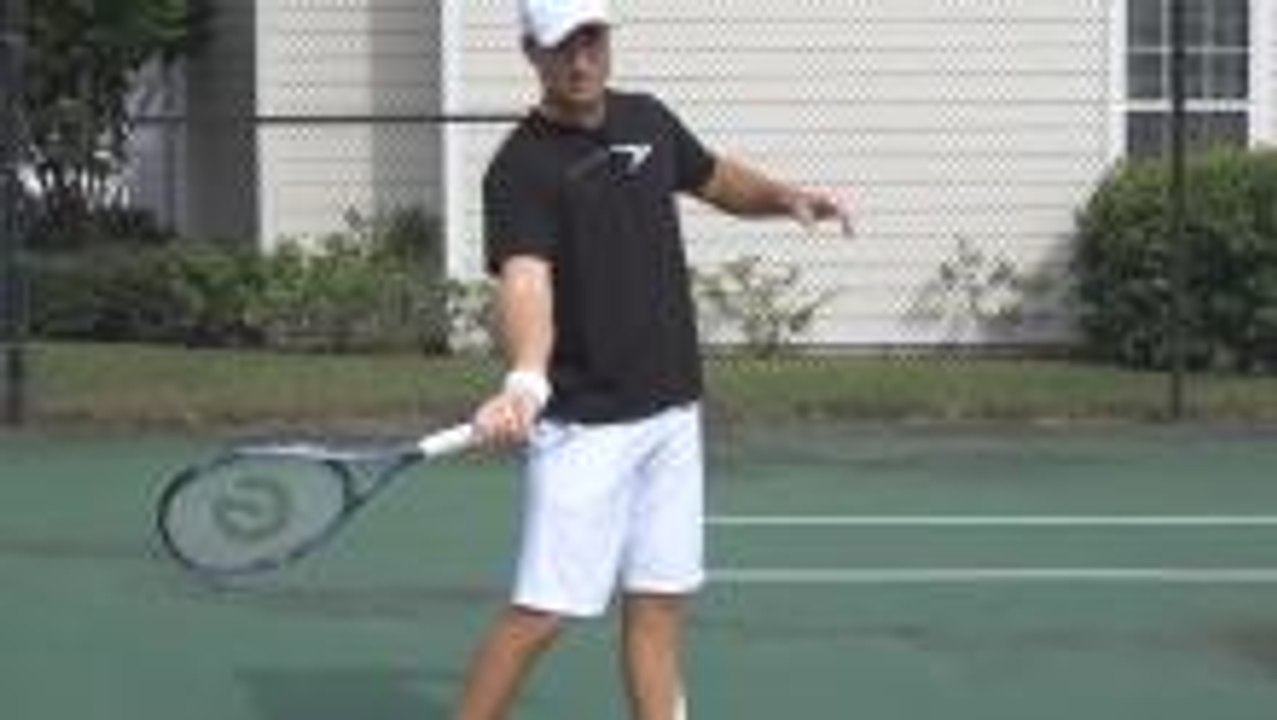 How To Hit A Forehand Like Federer