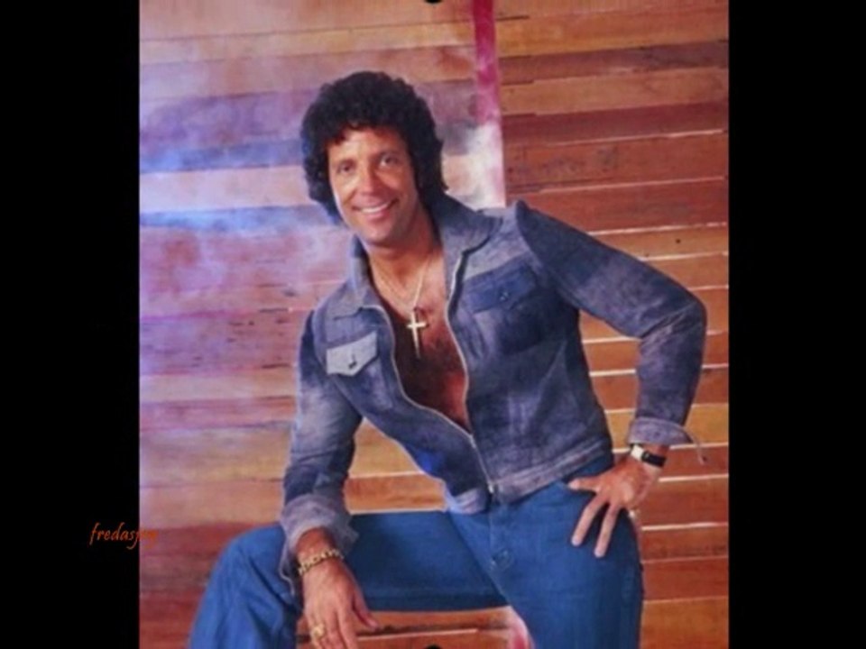KEEP ON ROCKIN' ME BABY ~ TOM JONES