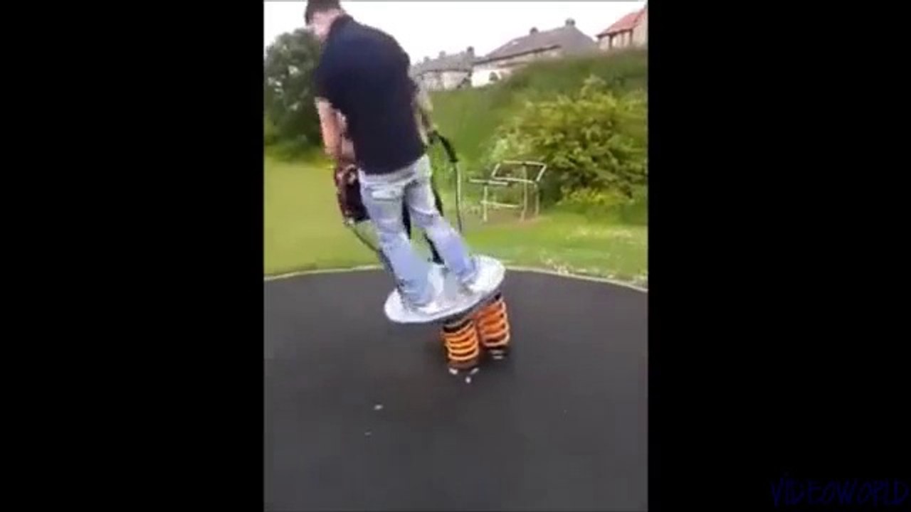 funny accident videos смешные видео аварии 搞笑意外视频 अजीब दुर्घटना वीडियो 面白い事故動画  videos divertidos accidentes komik videolar lustigen Unfall Videos أشرطة الفيديو حادث مضحك vidéos drôles d'accidents  #1