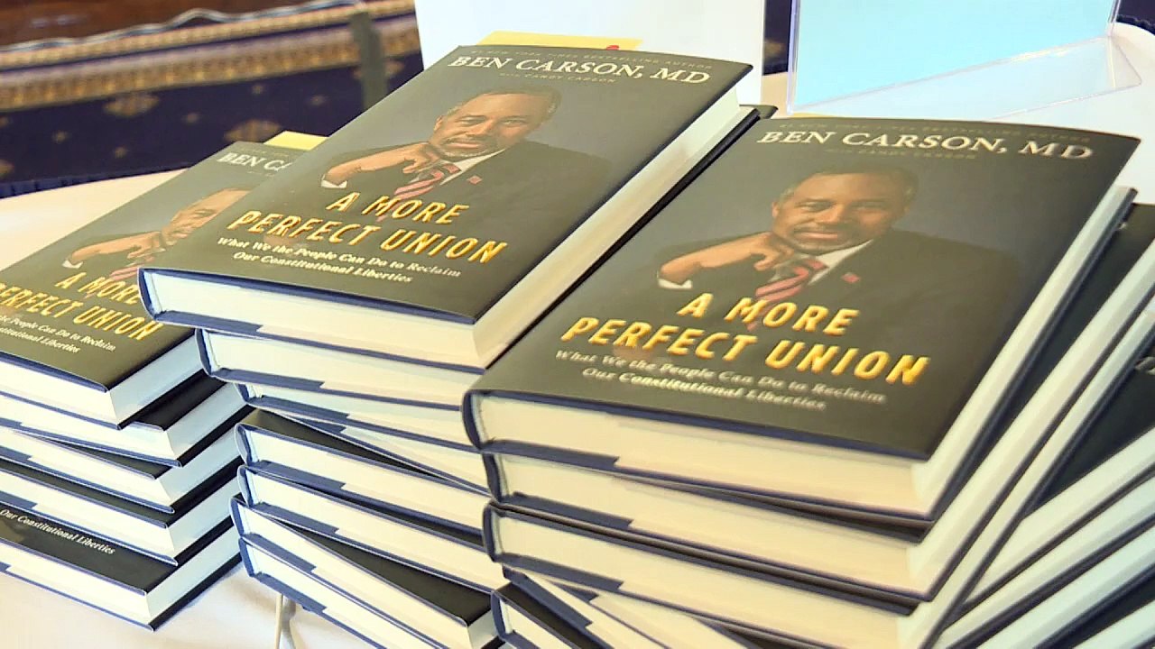 Etats-Unis: s'armer pour éviter "un Holocauste" selon Carson