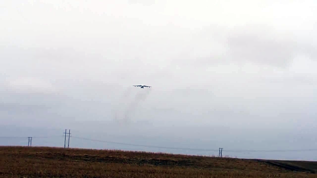 Antonov An 225 Crosswind Landing