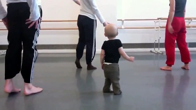 Маленький танцор!