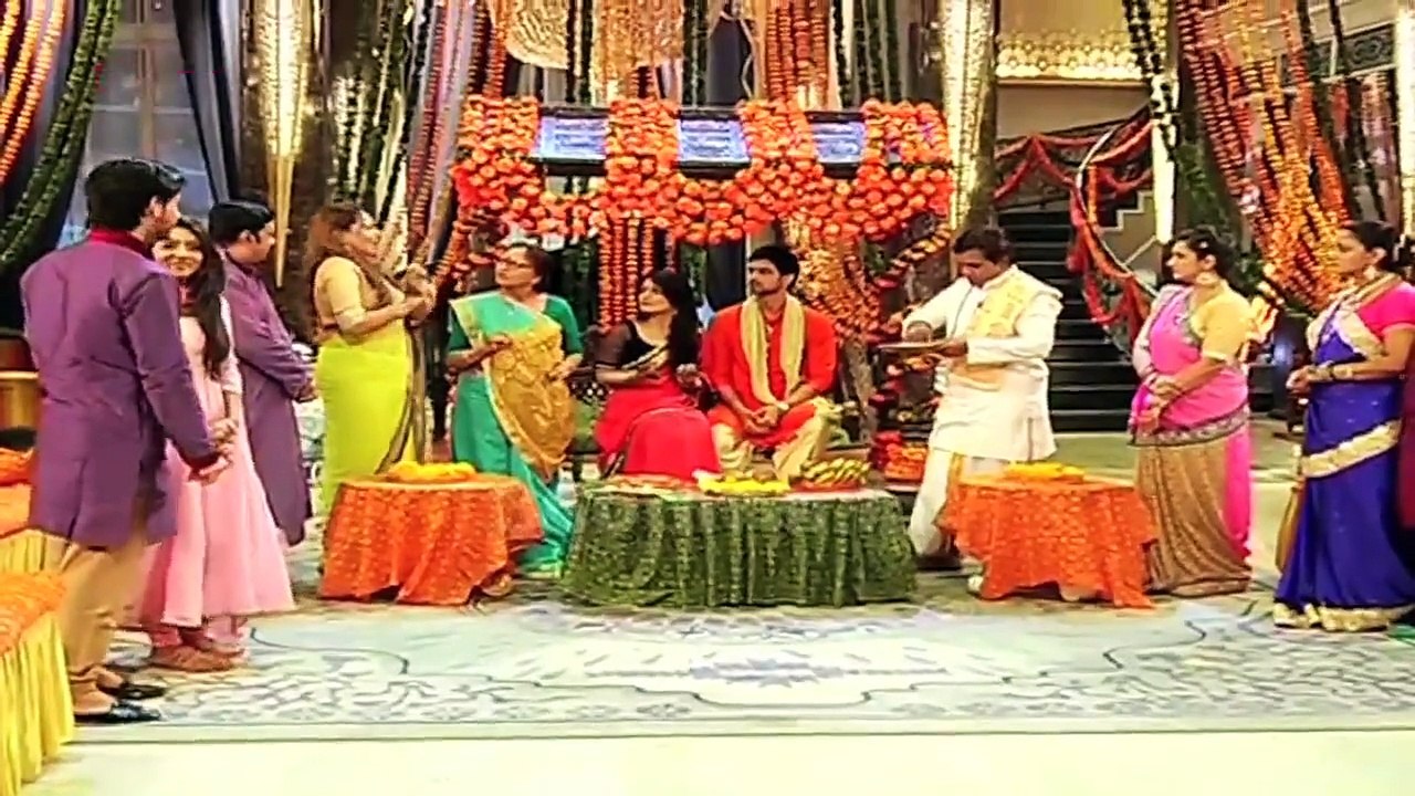 Meri Aashiqui Tum Se Hi - Ranveer And Ishani's Romantic Fight During Kangana Cer