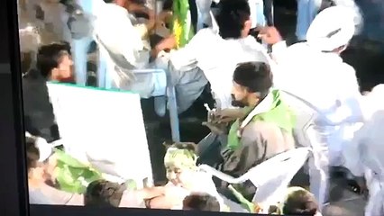 "PML N" Ka Sher Dongi Graund Main Chrs Petay Hue