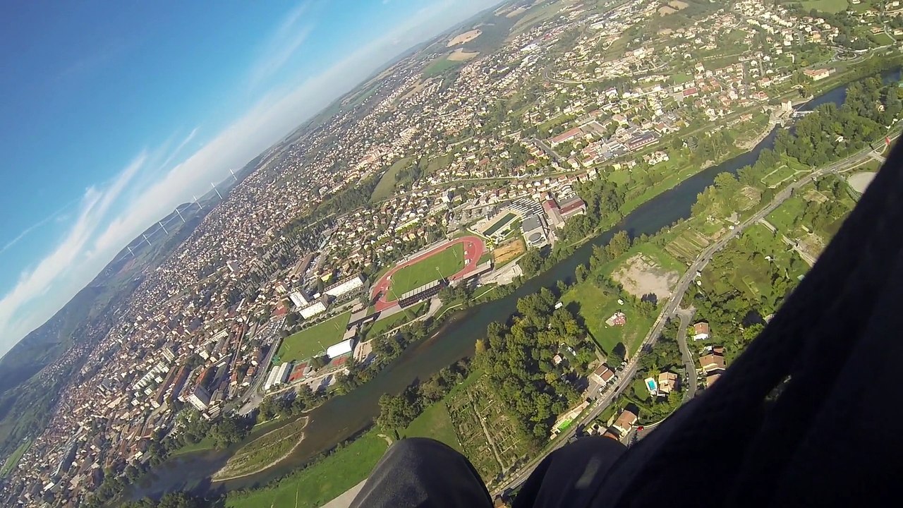 Mon 1er vol en parapente à Millau le 27 septembre 2015.