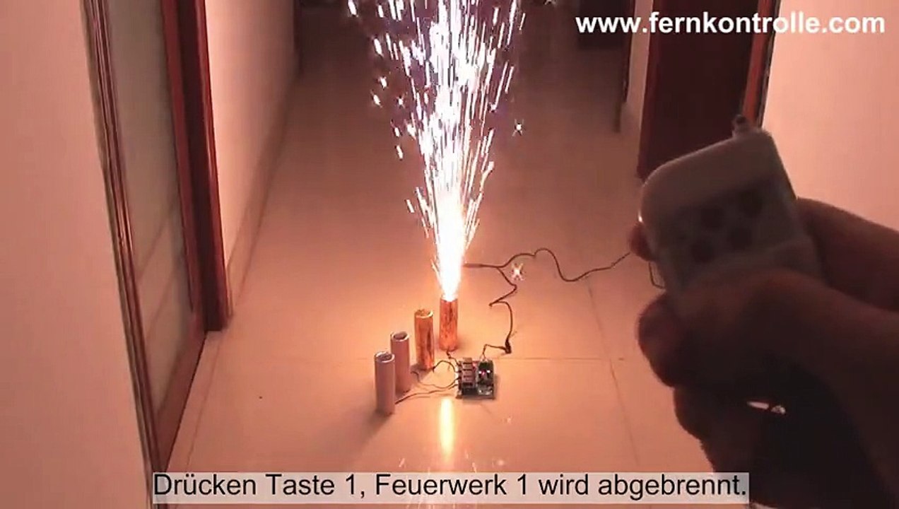 Brennen Feuerwerke mit 4 Kanal DC Funk Zündanlage ab
