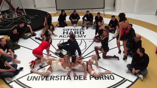 Rocco Siffredi Academy Première école Du P O R N O Vidéo Dailymotion