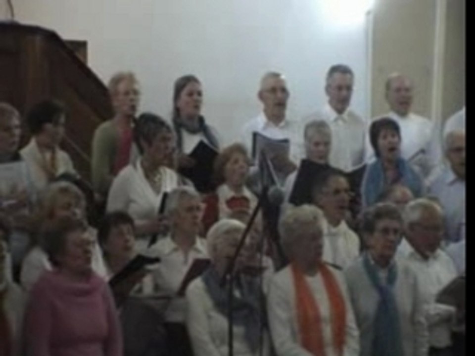 Le Petit Bistrot par la chorale Chanlibre de Millau et la chorale de Florac