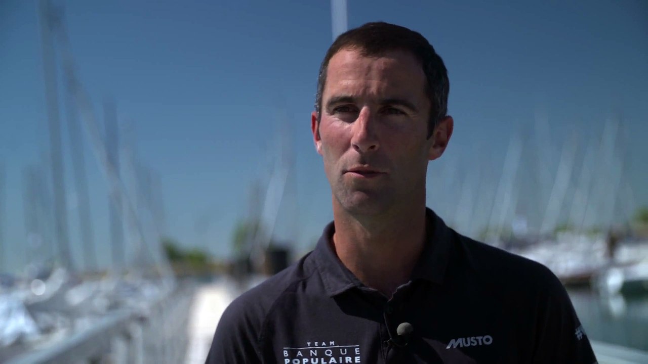 CAP D'AGDE - 2015 - Le virus de la voile par Armel le Cléach  Parrain du Salon Nautique 2015