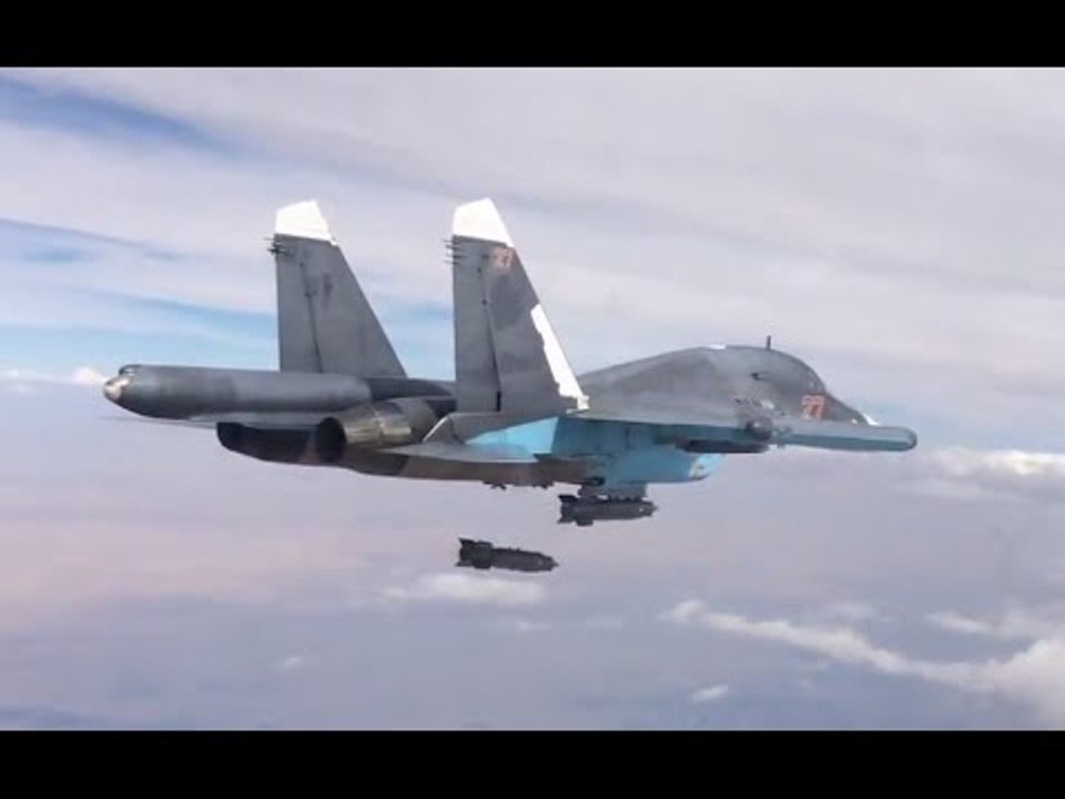 Combat-cam series: Russian jets bomb ISIS-held fortifications