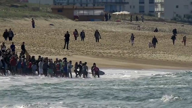 Pro France 2015 : sortie d'eau insolite et mouvementée pour Kelly Slater !