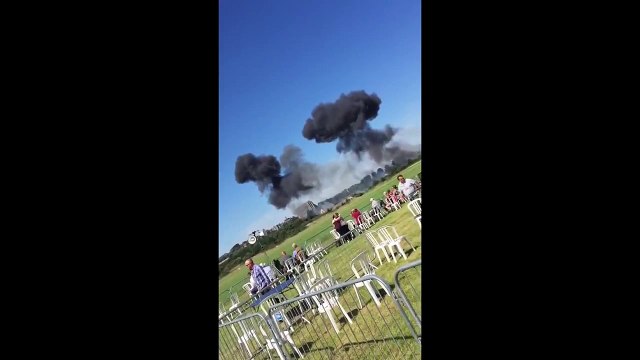 Horrifying Moment PLANE CRASH at SHOREHAM AIRSHOW, 11 Killed JET PLANE CRASH at SHOREHAM A