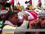 Les Palestiniens enterrent leurs morts