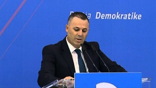 Dogjani: Ç'duhet të ndodhë tjetër që Tahiri të largohet nga detyra?