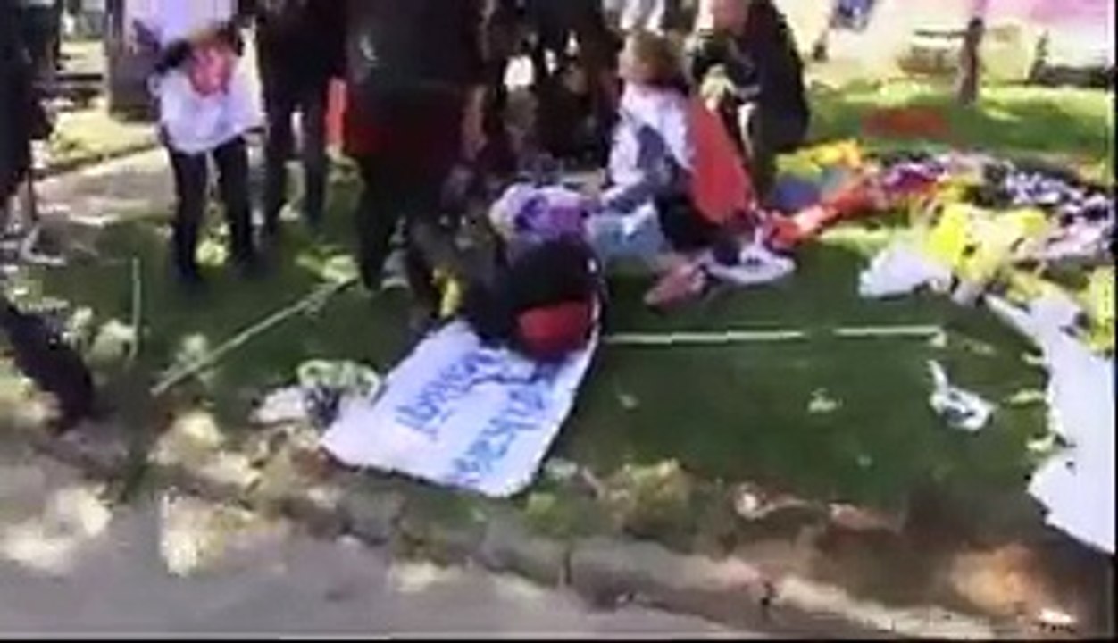 Ankara secouée par une double explosion- des dizaines de morts 2015