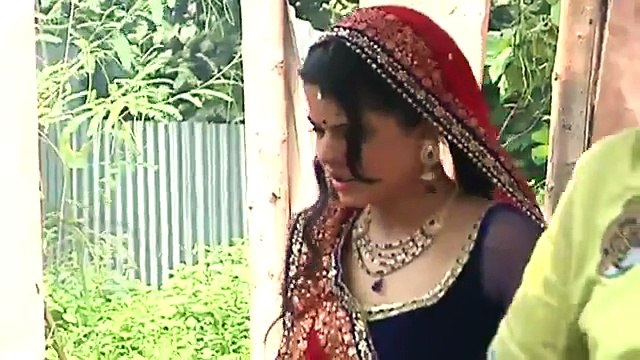 Watch: Dhruv & Bihaan Save Thapki From Fire | Thapki Pyar Ki