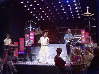 Frank Schöbel - Wir fliegen mit dem Wind (BONG)