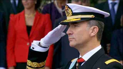 El Rey preside el último desfile militar de la legislatura