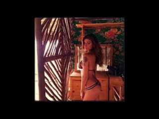 Vip in costume: chi è la più bella di questa estate 2015?