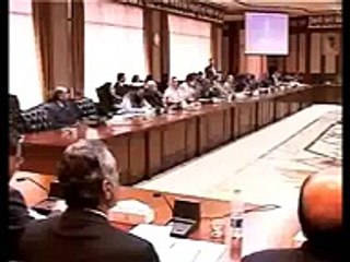 Recitation of surah Ikhlas- Paki. Interior minister (Rehman Malik) vs a Parrot- who recites better- -