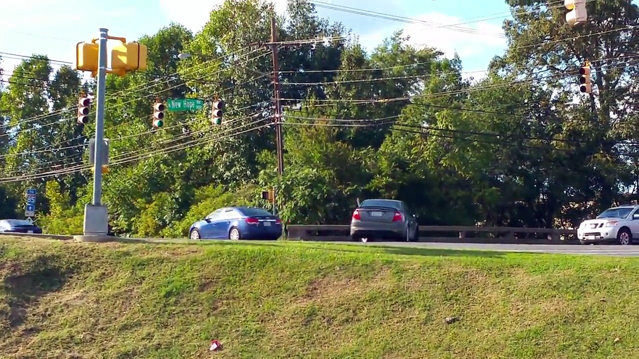 RAW- Gastonia woman does donuts in intersection