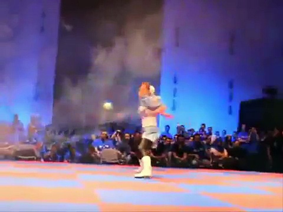 Chun Li Cosplay Real Life Fight - Street Fighter X Tekken - Germany August 2010 Legs Chloe