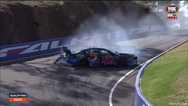 V8 Supercars Bathurst 2015 Qual Mostert MASSIVE Crash