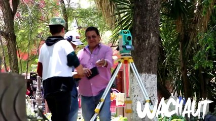 ROBANDO CELULARES A LA GENTE BROMA!