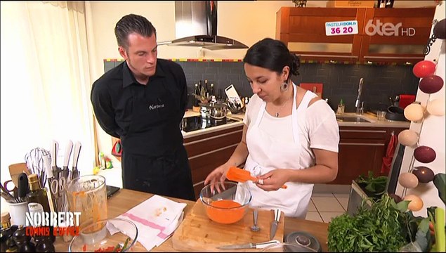 Norbert, commis d'office (Luc et ses fruits de mer Lilia et son poulet) - 10-10-2015 20h31 30m (9110)