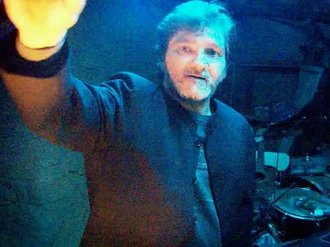 Thierry chante Qui Charles Aznavour