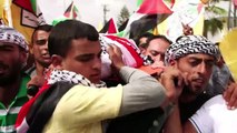Les Palestiniens enterrent leurs morts