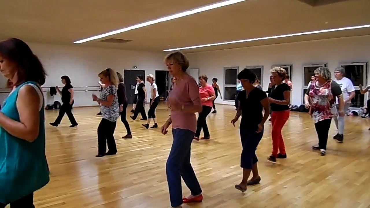 do little do line dance