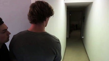 Logan Paul - If we were in a horror movie - Lights Out!