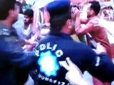 Fight between PTI and PMLN workers in NA-122 Lahore With Chair