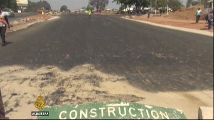 Zimbabwe looks for more cash loans to solve debt crisis